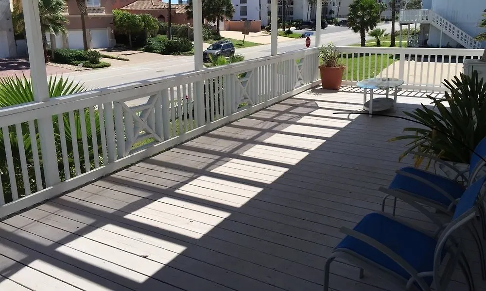 Gulf 4 Bedroom House By Fountain Vista *