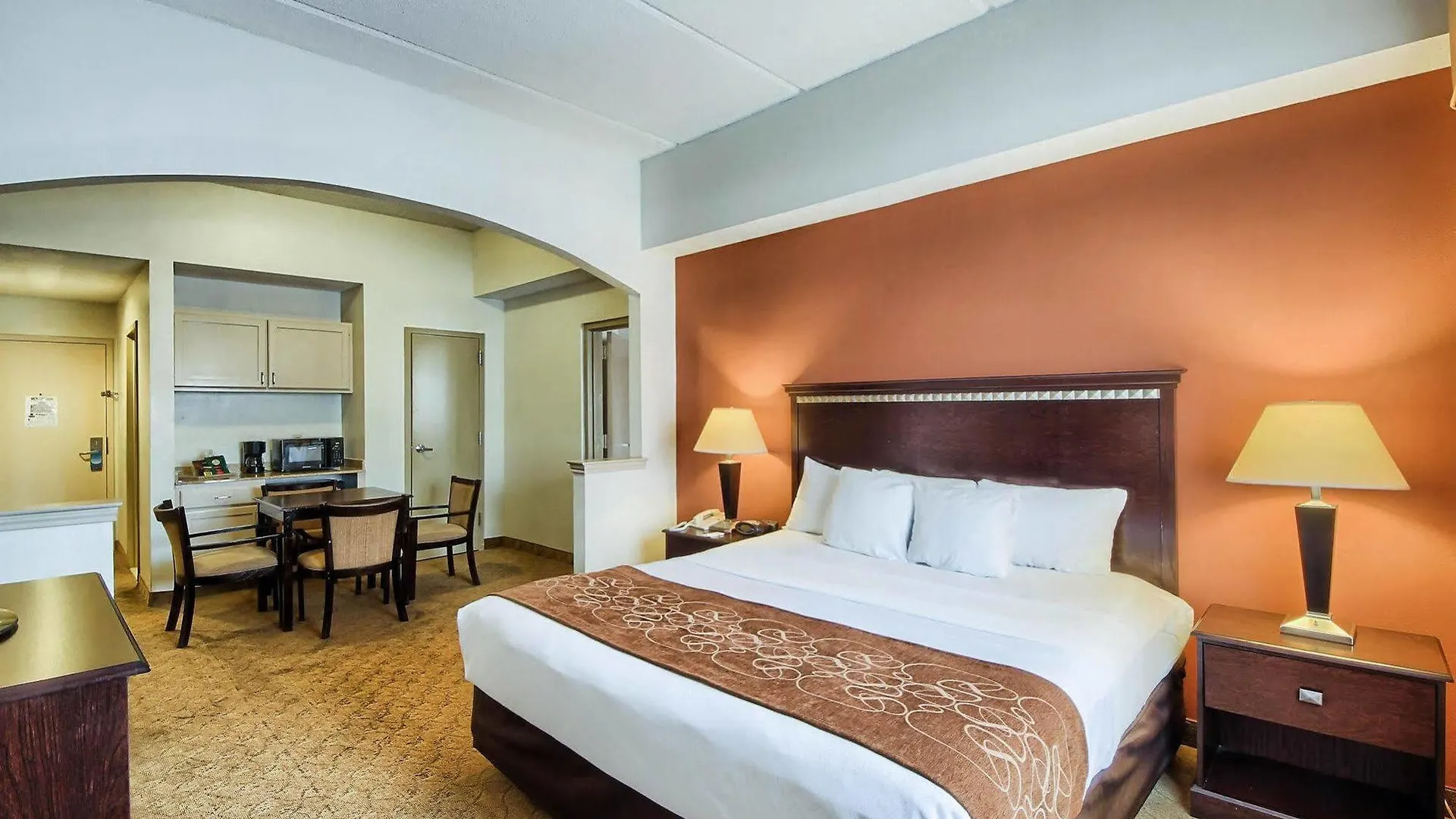 Comfort Beachside Hotel