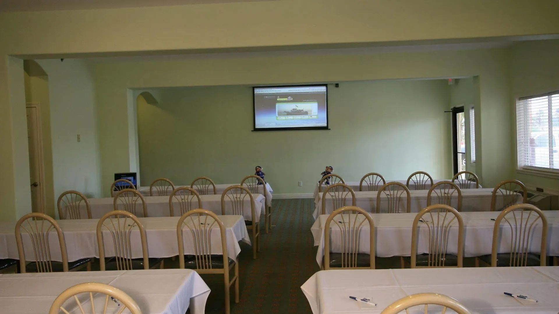 Motel Ramada By Wyndham & 2*
