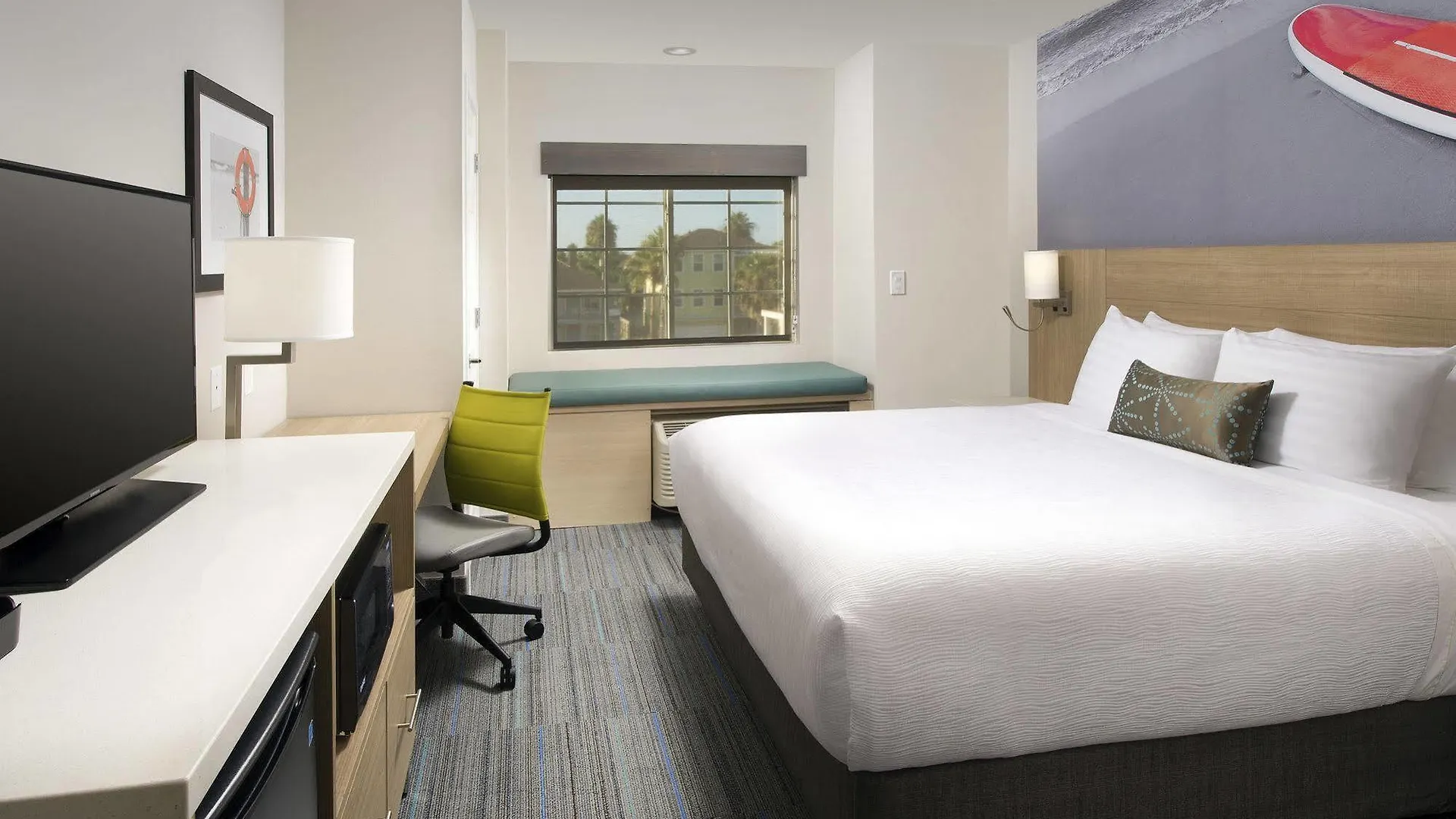 Western Beachside 3*