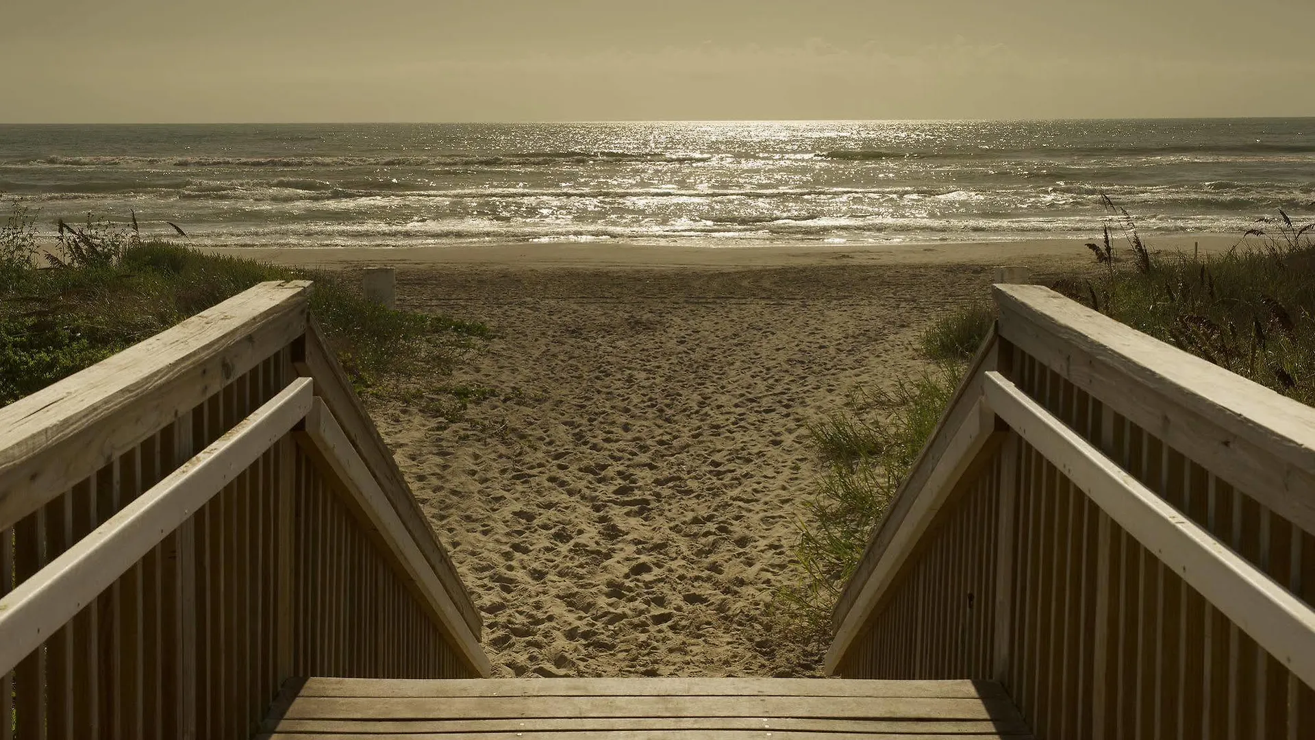 Western Beachside Hotel