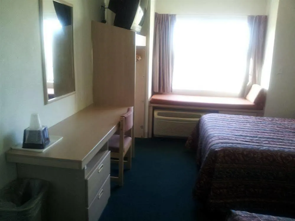 Hotel Western Beachside 3*