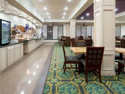 Express And By Ihg Resort 3*