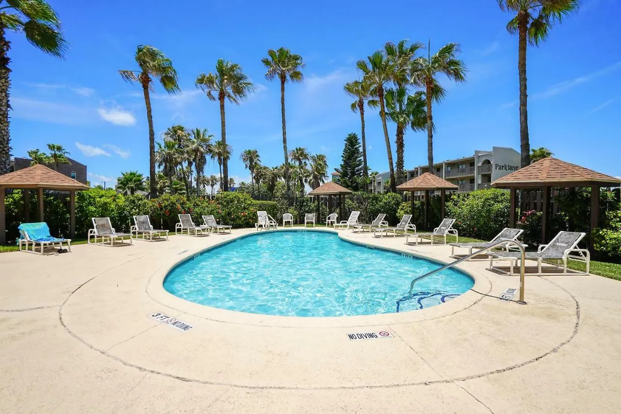 Gulf Getaway With Pool Apartment *