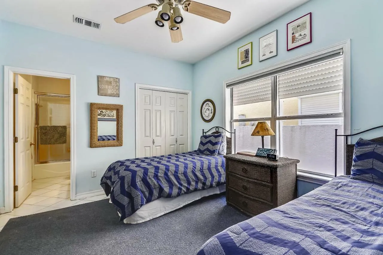 Incredible Views From Oceanfront 3 Bedroom Townhouse Townhouse * South Padre Island