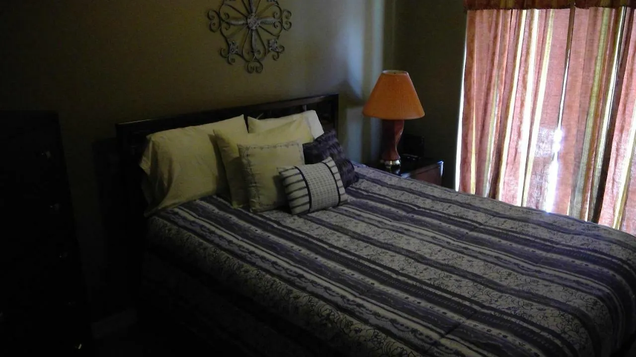 Apartment 107 Pike On Oceanside *