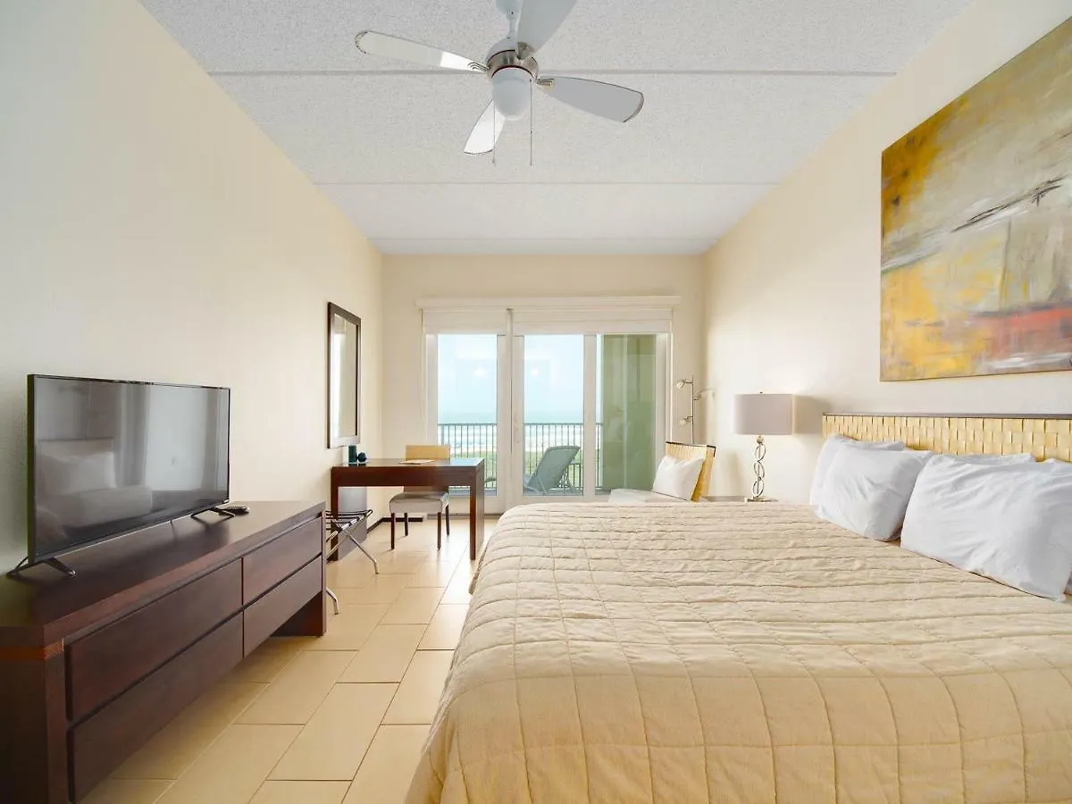 Luxurious 3 Bedrooms In Peninsula At The Beach Apartment *