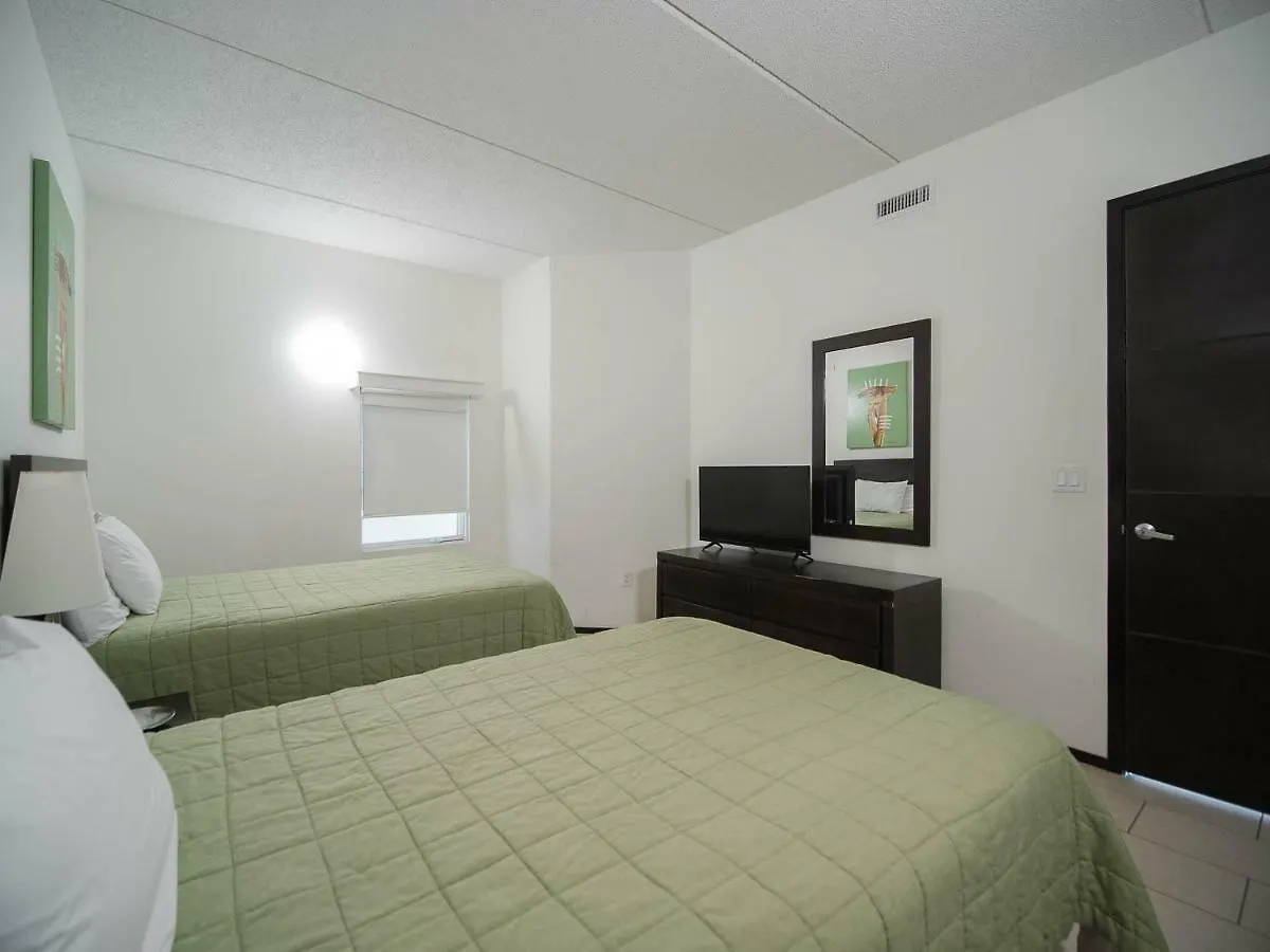 Luxurious 3 Bedrooms In Peninsula At The Beach Apartment