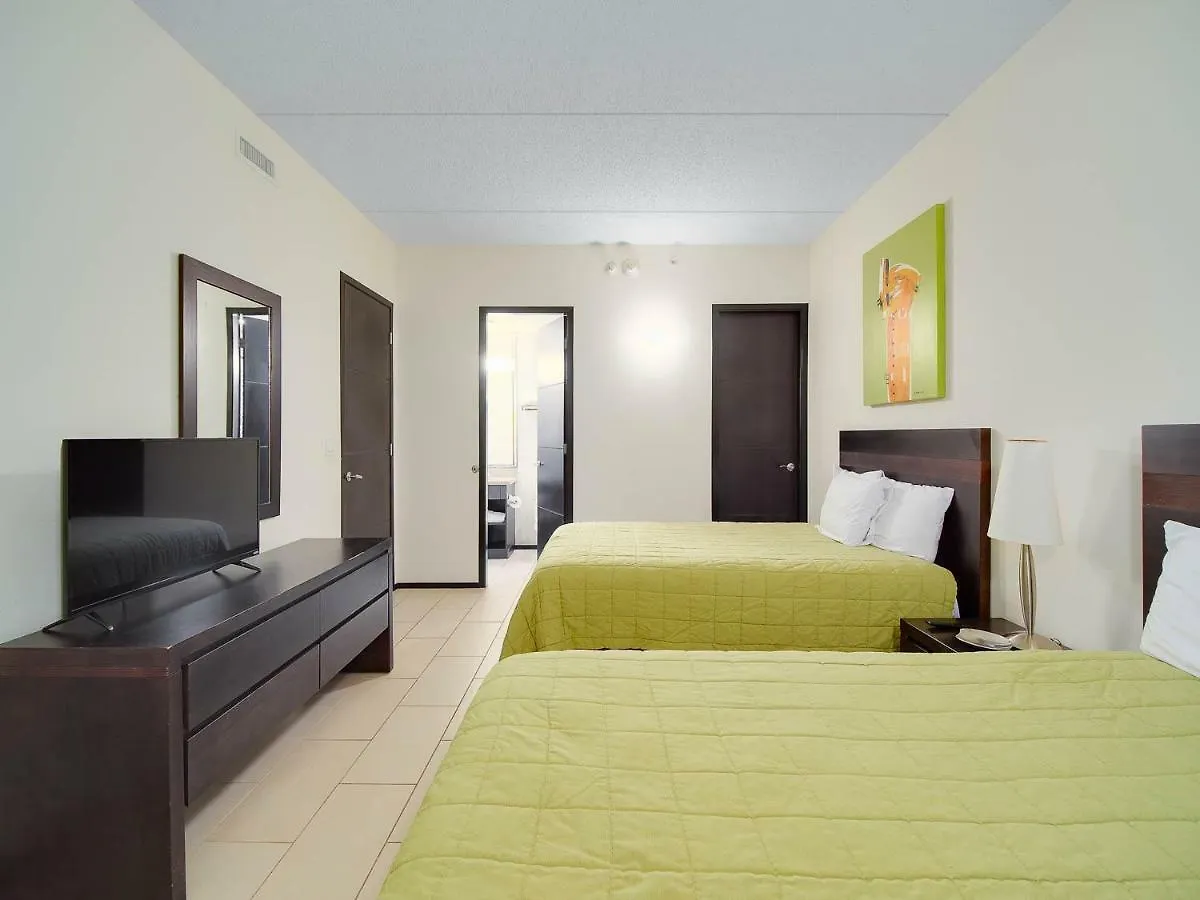 Luxurious 3 Bedrooms In Peninsula At The Beach *