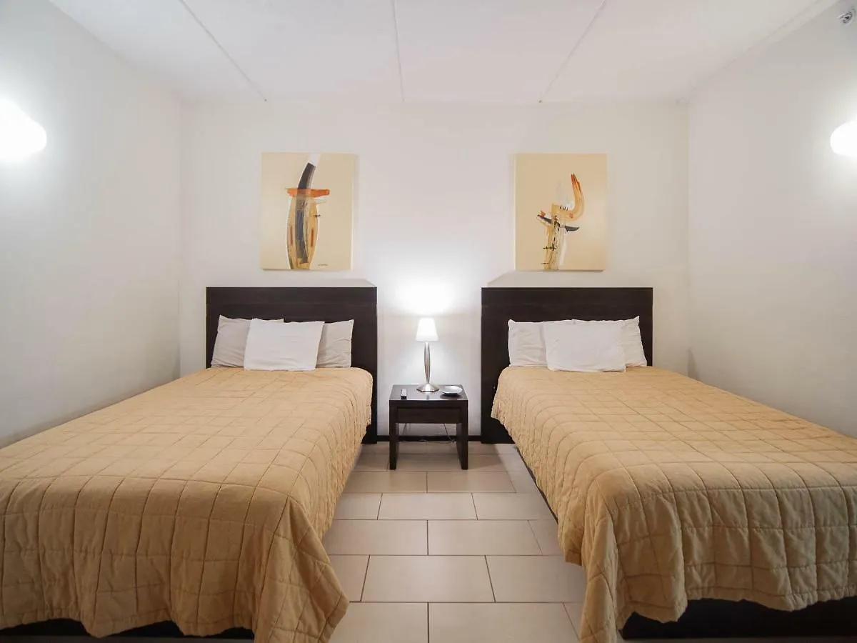 Luxurious 3 Bedrooms In Peninsula At The Beach