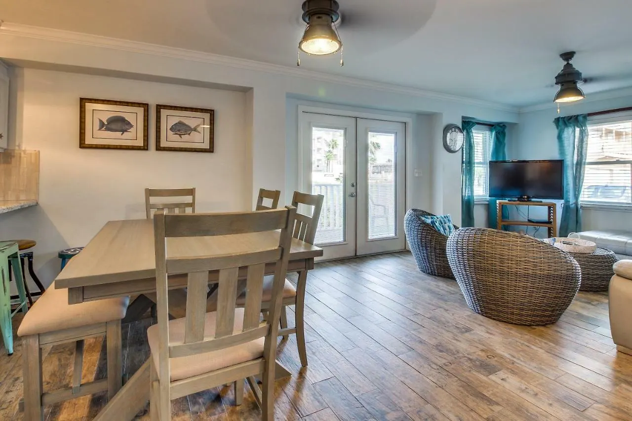 Mesquite House Downstairs Unit 度假居 *