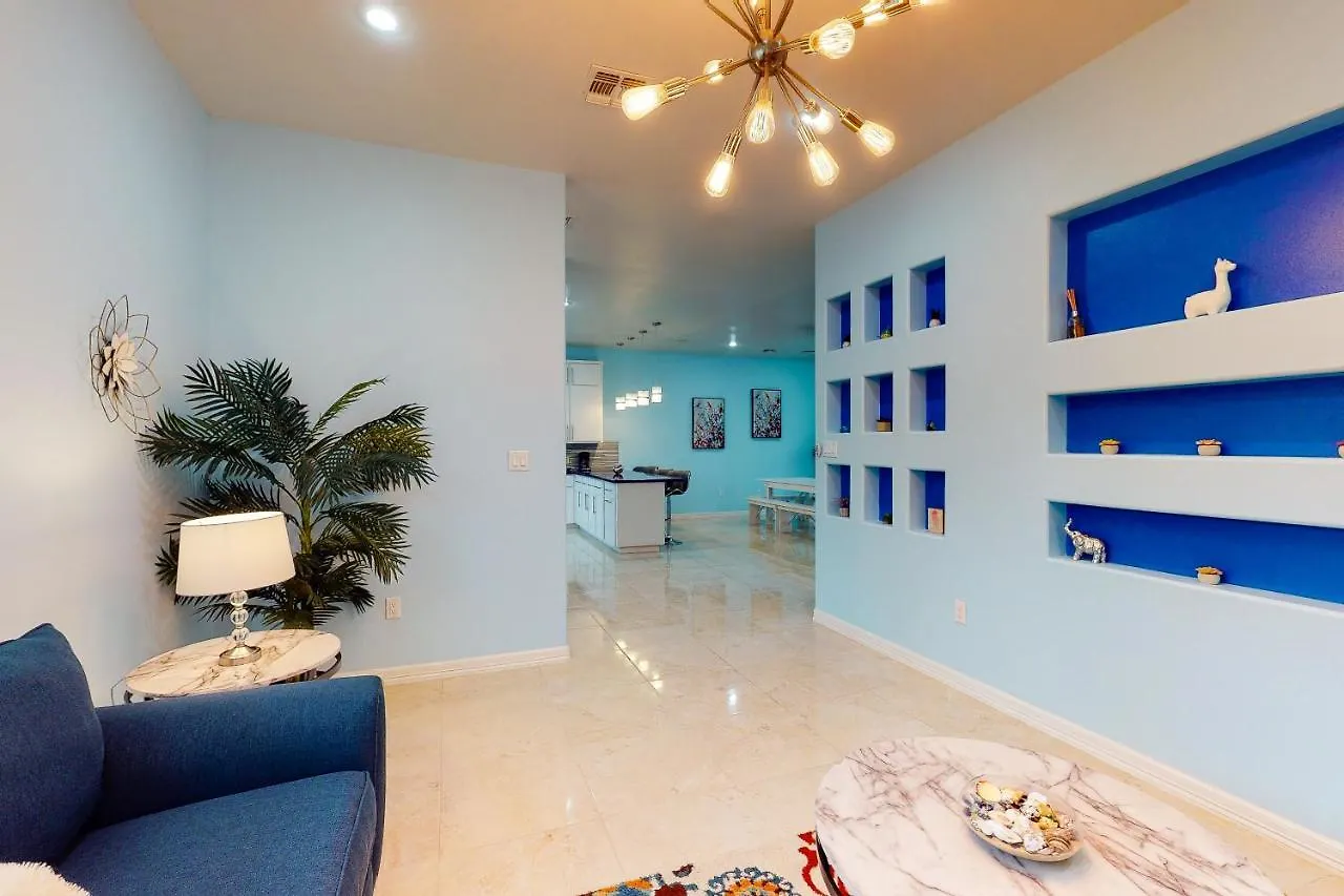 Holiday home Blue Dolphin *